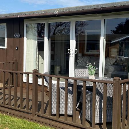 Chalet Thirty Two Seaton  Esterno foto