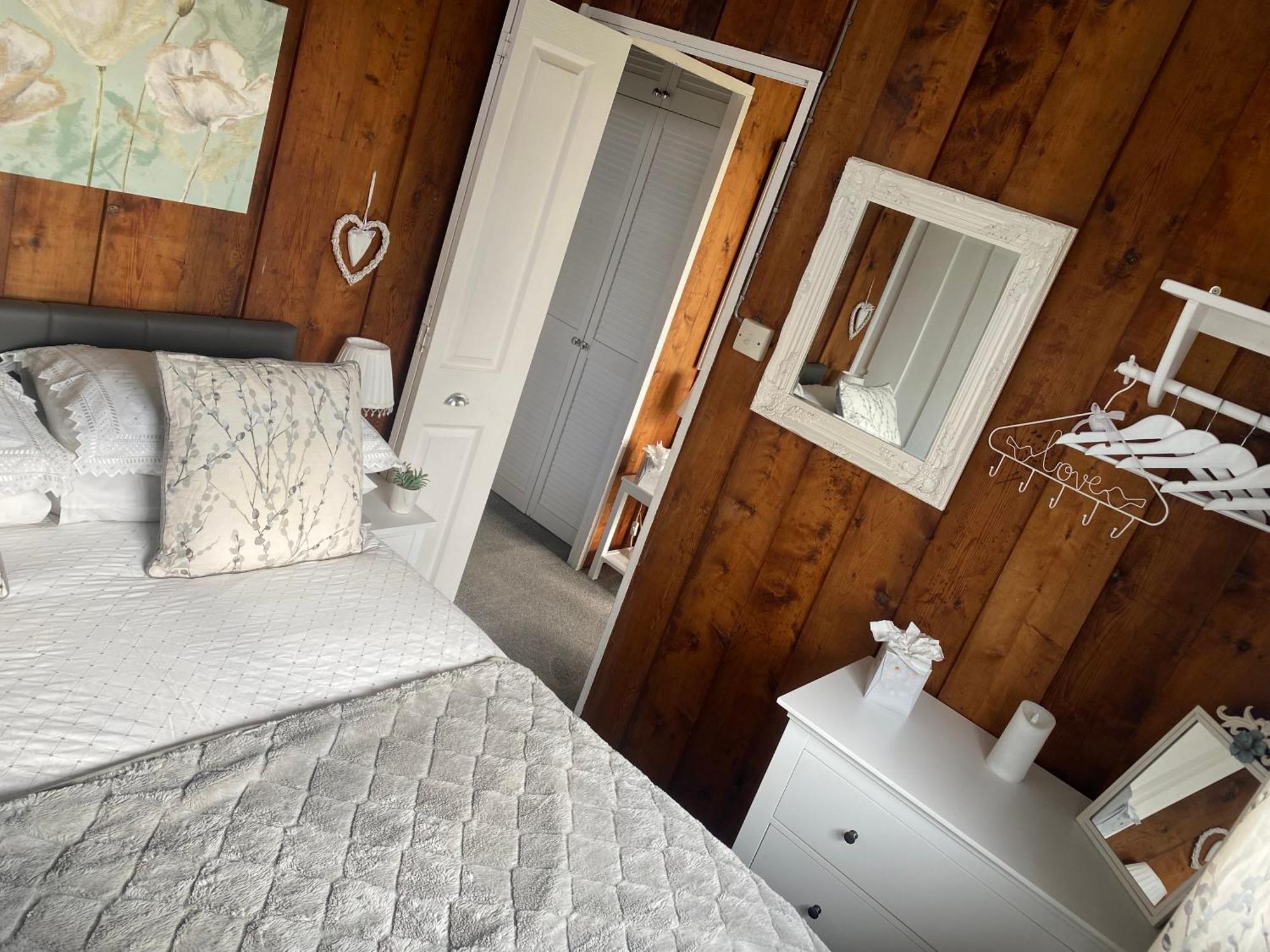 Chalet Thirty Two Seaton  Esterno foto